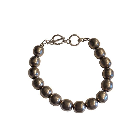 Vintage SilverTone Beads Strung On Wire & 925 Sterling Silver Toggle Clasp - Picture 2 of 10